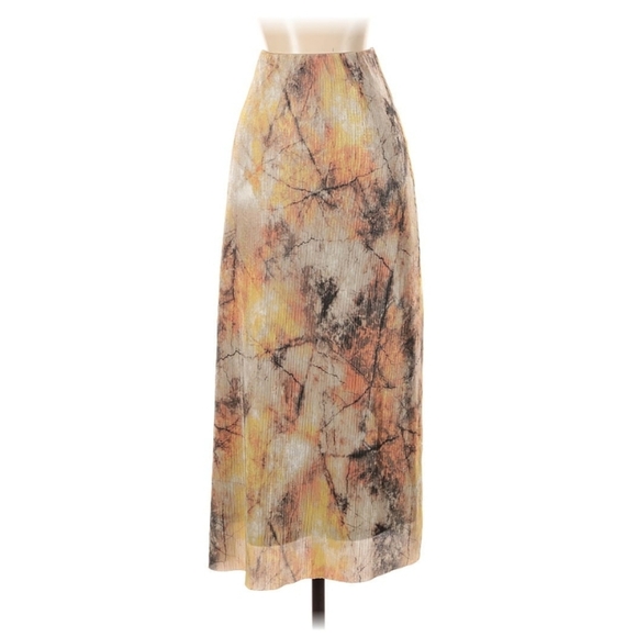 Gold tie-dye print maxi skirt - Picture 2 of 2